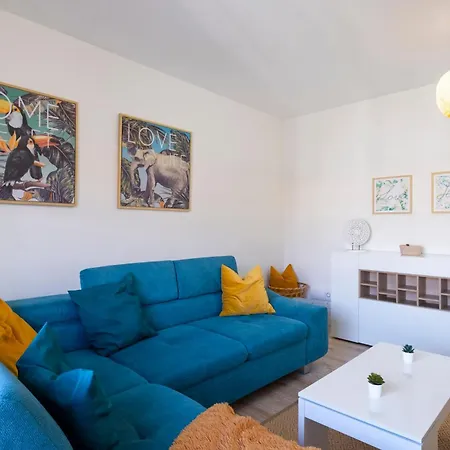 Spacious And Bright Summa Haus *